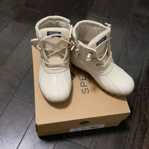Brand New Toddler Sperry saltwater boots